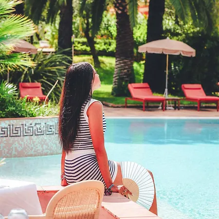 Domaine De L'astragale Otel Gassin